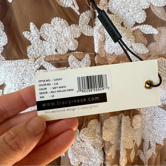 NWT Tracy Reese White Floral Embroidered Half Peplum Dress 10 - Picture 11 of 12